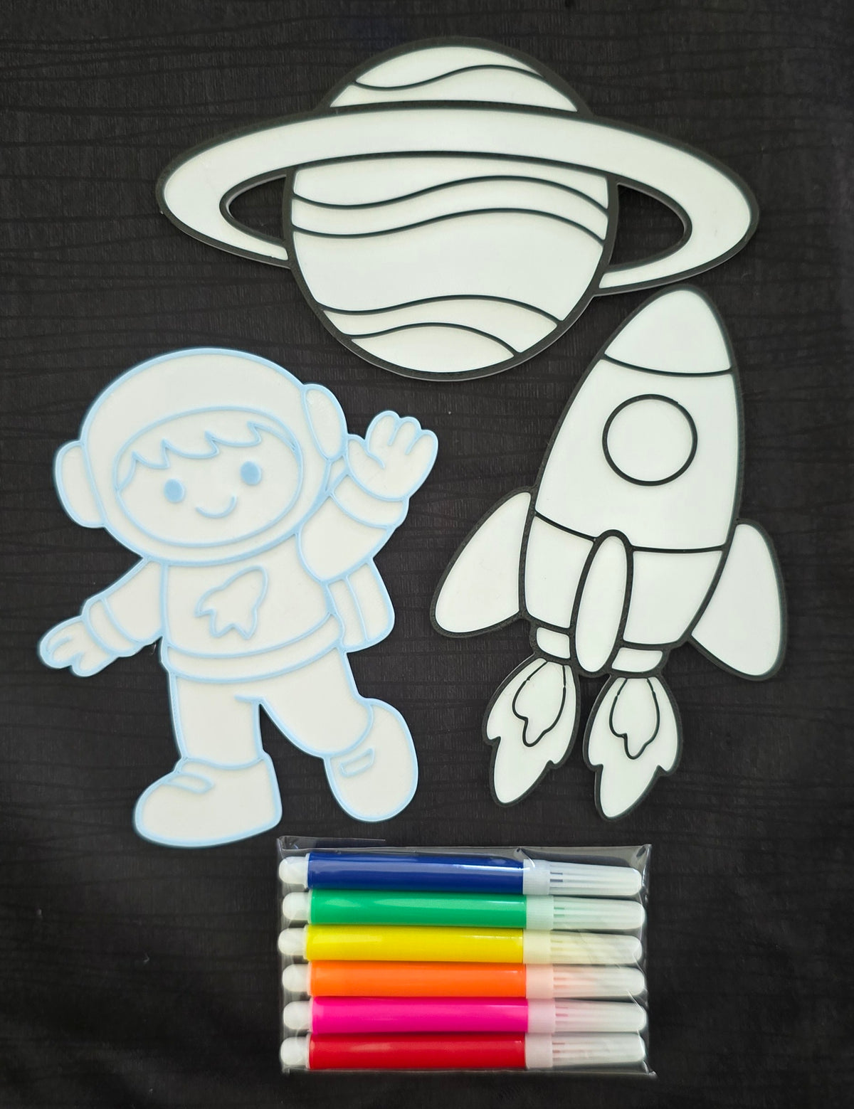 Space Colouring in Kit
